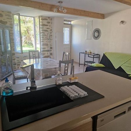 La Glycine Villa Sinsat Exteriör bild